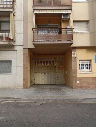 Garaje en venta en Montmeló