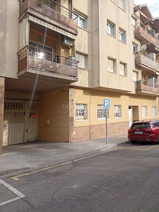 Garaje en venta en Montmeló