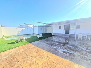 Chalet en alquiler en Las Lagunas - Campano en Chiclana de la Frontera