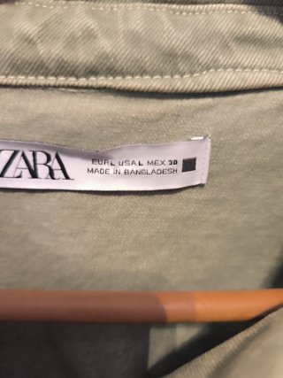 Mono verde Zara vaquero