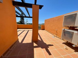 Casa adosada en alquiler en La Alquería en Benahavís