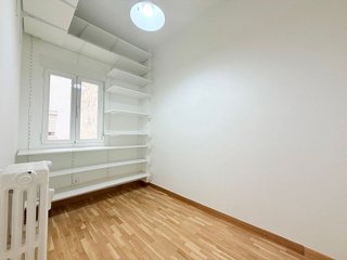 Piso en alquiler en Palos de Moguer en Madrid