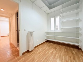 Piso en alquiler en Palos de Moguer en Madrid