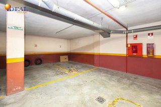 Garaje en venta en Camino de Ronda - Rosaleda en Granada