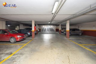 Garaje en venta en Camino de Ronda - Rosaleda en Granada