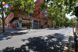 Local comercial en venta en Pajaritos - Plaza de Toros en Granada