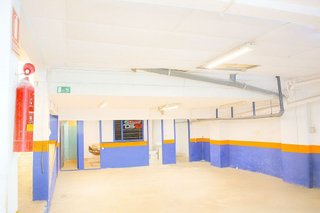 Local comercial en venta en Gavarra en Cornellà de Llobregat