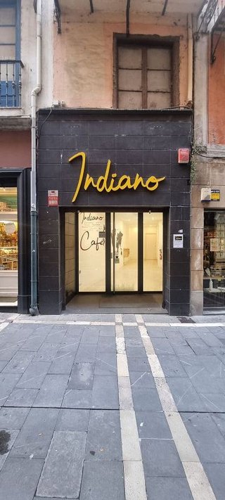 Local comercial en alquiler en Casco Antiguo en Pamplona