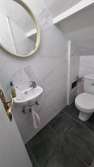 Local comercial en alquiler en Casco Antiguo en Pamplona