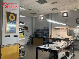 Local comercial en alquiler en Arroyo del Moro - Noreña en Córdoba