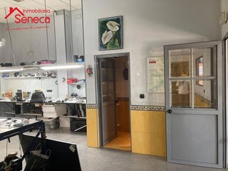 Local comercial en alquiler en Arroyo del Moro - Noreña en Córdoba