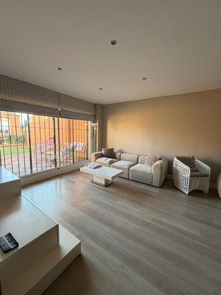 Casa adosada en alquiler en Cotomar - Urbanizaciones en Rincón de la Victoria