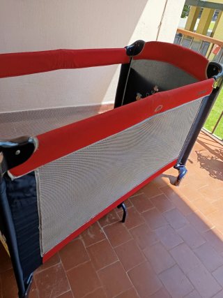 Cuna de viaje infantil