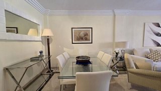 Piso en alquiler en Nueva Andalucía centro en Marbella