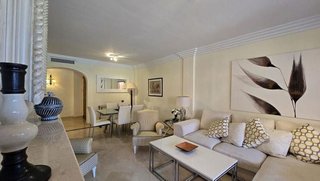 Piso en alquiler en Nueva Andalucía centro en Marbella