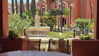 Piso en alquiler en Nueva Andalucía centro en Marbella