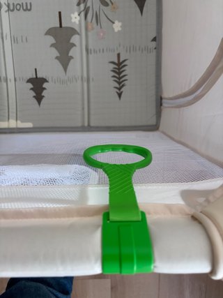 Parque infantil con colchoneta