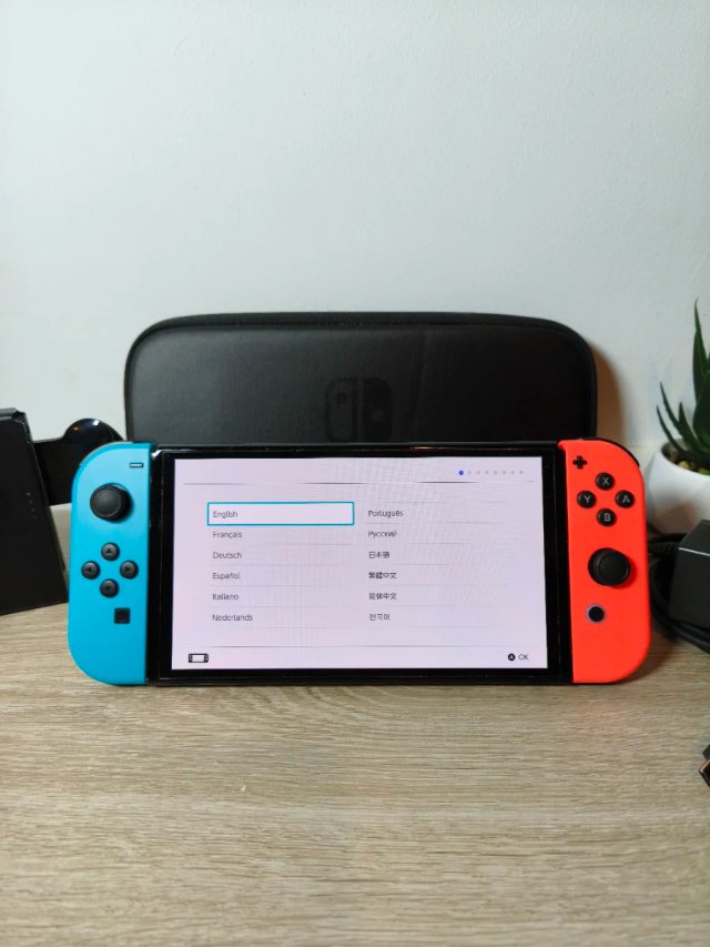 Nintendo Switch OLED
