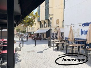 Edificio en venta en Port - Horta de Santa María en Cambrils