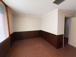 Local comercial en venta en Pedró en Cornellà de Llobregat