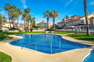 Casa adosada en venta en Altos - La Florida en Orihuela