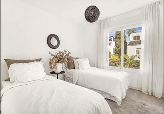 Casa adosada en alquiler en Los Naranjos - Las Brisas en Marbella