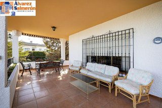 Chalet en venta en Otura