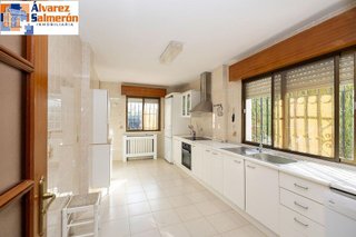 Chalet en venta en Otura