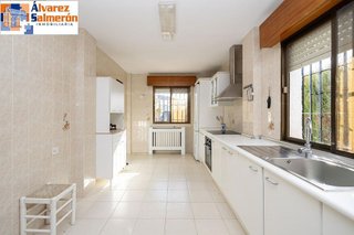 Chalet en venta en Otura