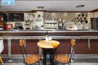 Local comercial en venta en Pajaritos - Plaza de Toros en Granada