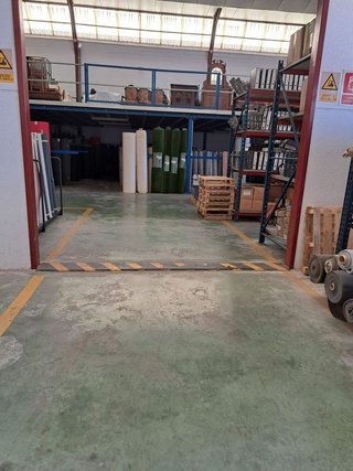 Nave industrial en venta en Santa Cruz - Industria - Polígono Campollano en Albacete