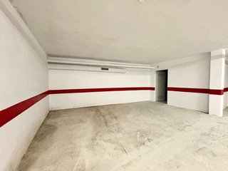 Garaje en venta en Carboneras