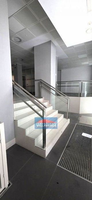 Local comercial en alquiler en Cangas en Cangas