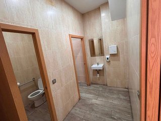Local comercial en venta en Gavarra en Cornellà de Llobregat