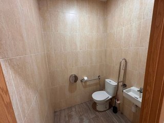 Local comercial en venta en Gavarra en Cornellà de Llobregat