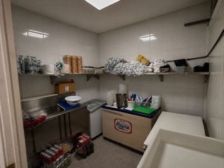 Local comercial en venta en Gavarra en Cornellà de Llobregat