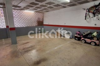 Garaje en venta en Vallirana