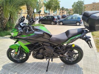 Kawasaki Versys 650 Negra/Verde 2022