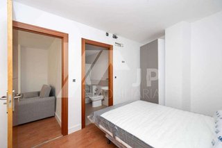 Piso en alquiler en Camino de Ronda - Rosaleda en Granada