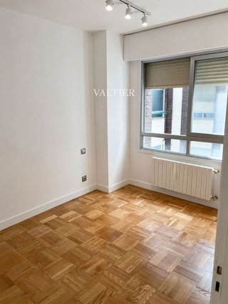 Piso en alquiler en Cuatro Caminos en Madrid