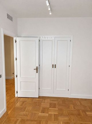 Piso en alquiler en Cuatro Caminos en Madrid