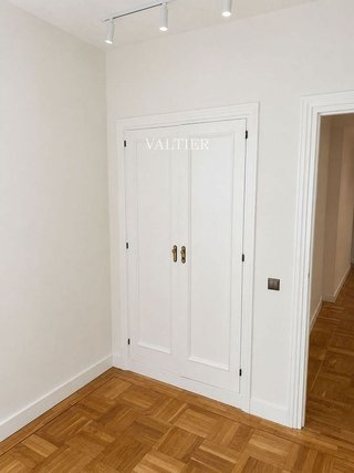 Piso en alquiler en Cuatro Caminos en Madrid
