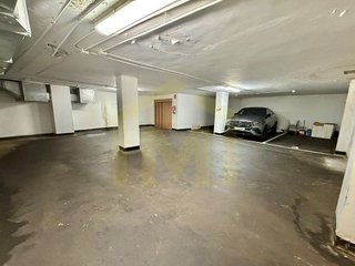 Garaje en venta en Zona Teatro Campoamor en Oviedo