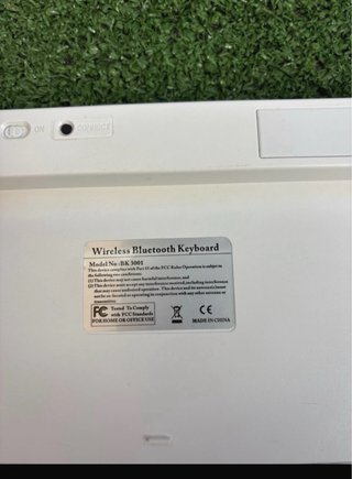 Teclado Bluetooth SilverHT Plata/Blanco