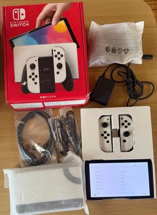 +Juegos: Nintendo Switch OLED
