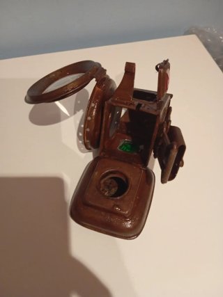 Farol de bicicleta antiguo