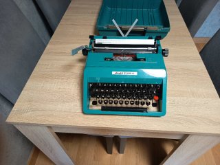 Máquina de escribir Olivetti Studio 45