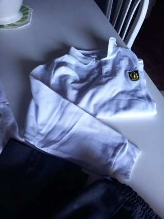 2 polos y pantalón uniforme escolar