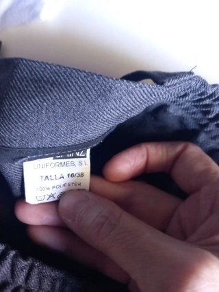 2 polos y pantalón uniforme escolar