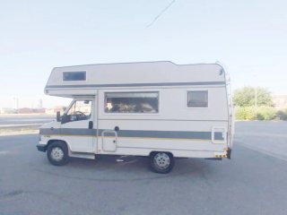 Autocaravana 5 plazas 2.5 TURBO